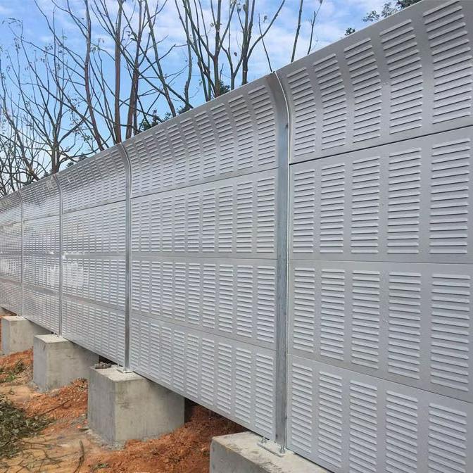 Innovative Materials For Highway Sound Absorbing Panels