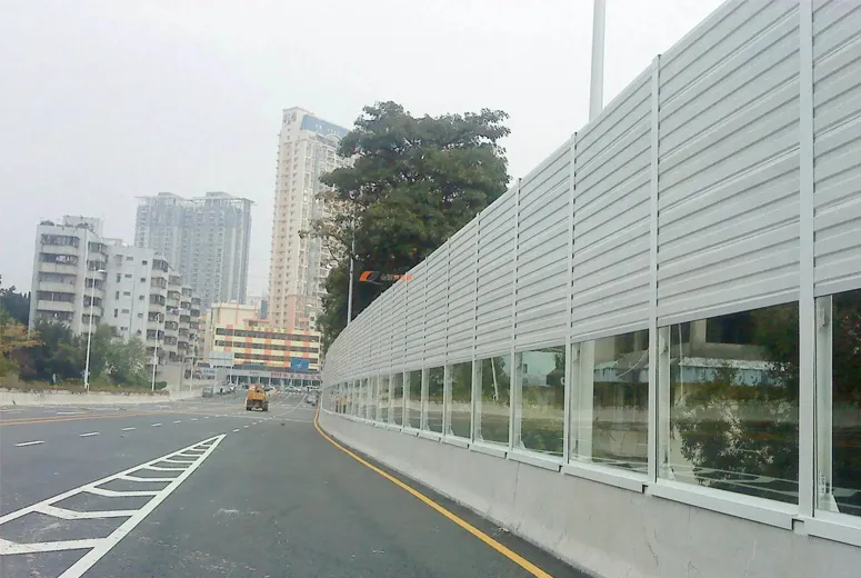 PMMA Noise Barrier