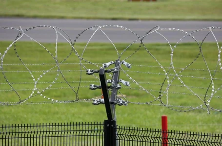 MZP Low Visibility Barriers
