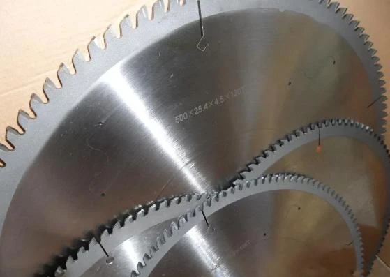 Cutting Aluminum with TCT Saw Blades