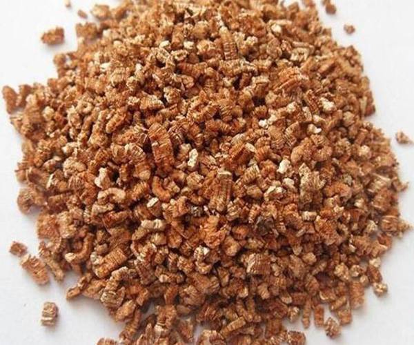 expanded silver vermiculite