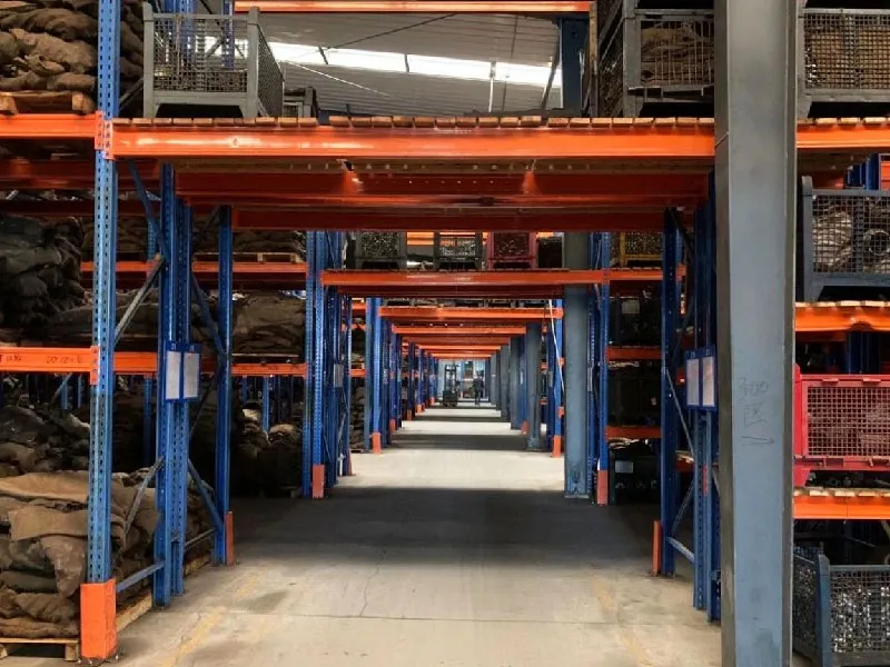 sports gloves suppliers