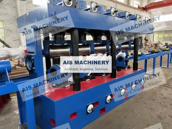 Pipe Straightener Machine