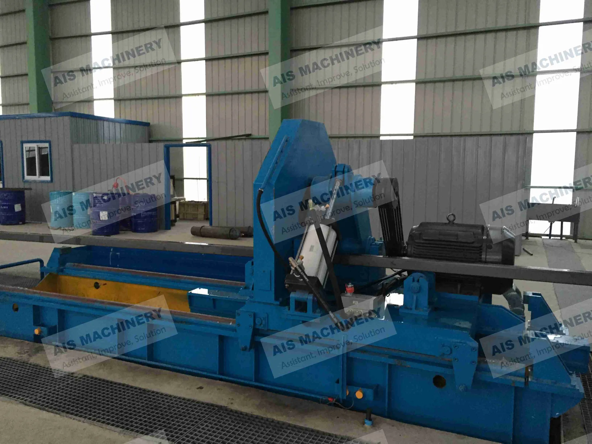 Hot friction saw