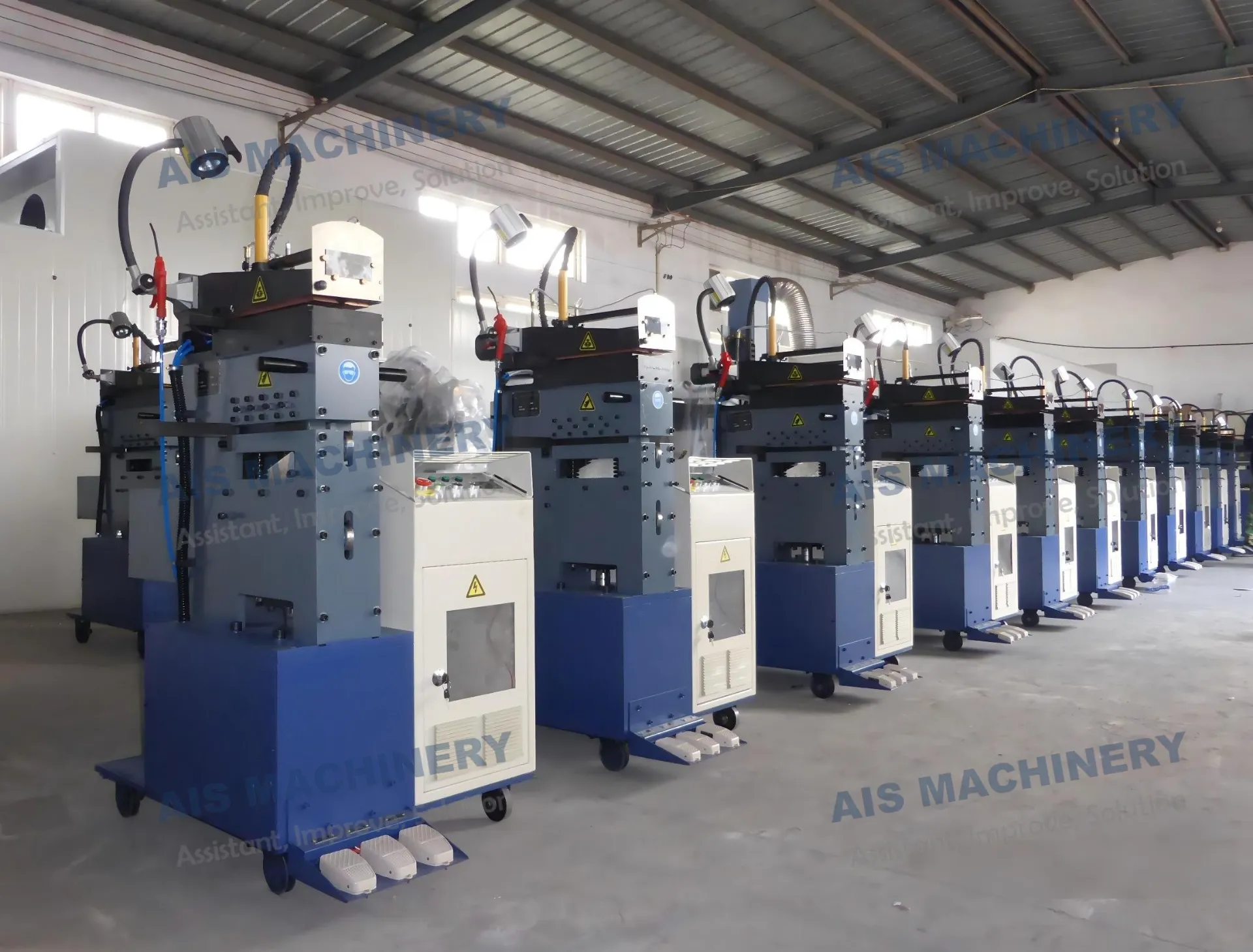 AUTOMATIC SHEAR AND WELDER