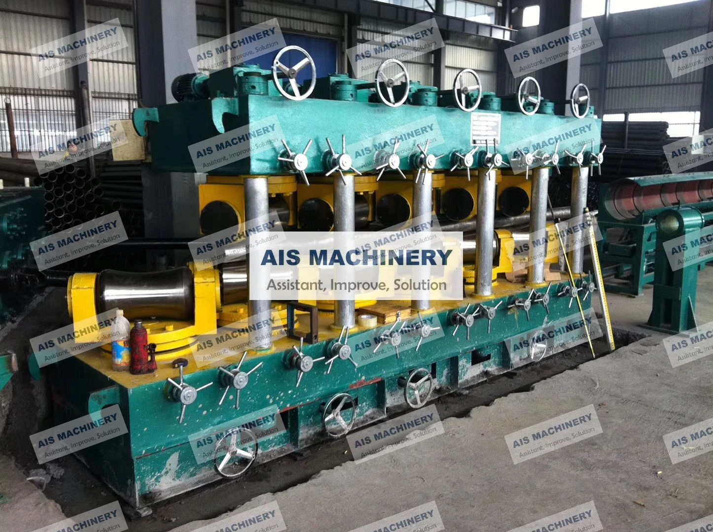 Pipe Straightener Machine