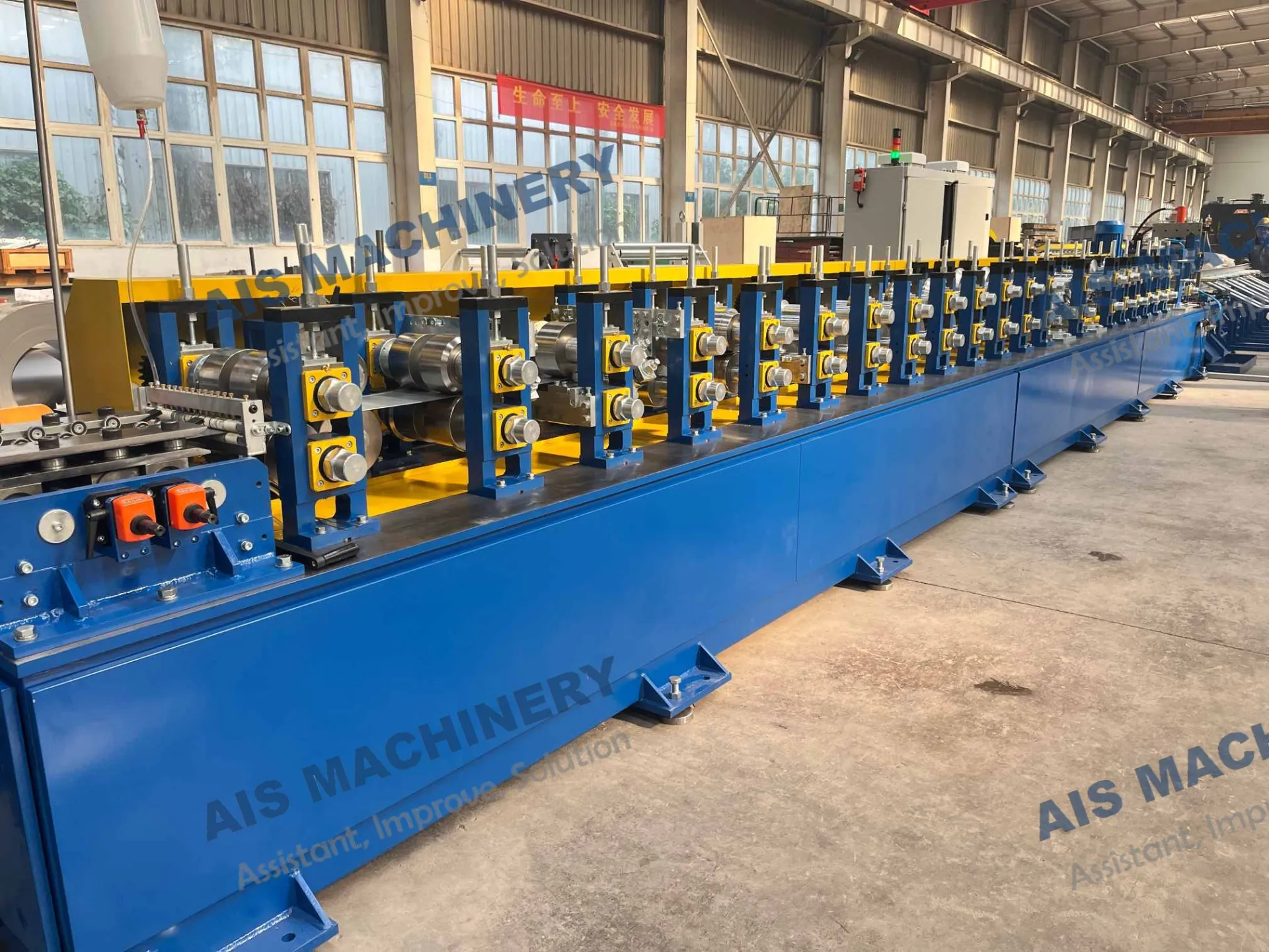 strut cold roll forming machine 