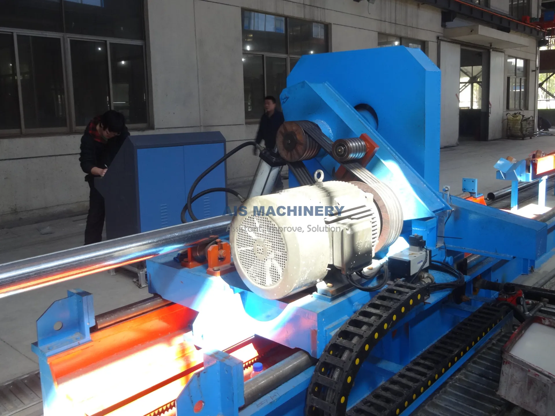 Hot Cutting Friction Saw