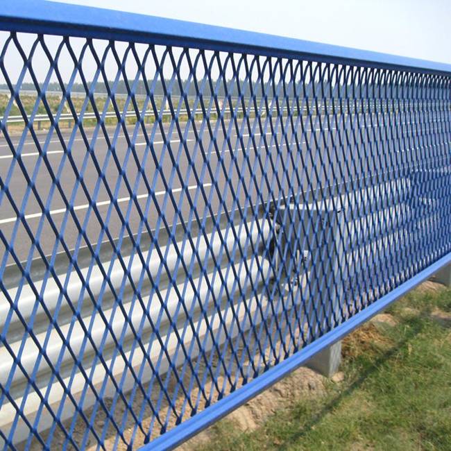 Expanded Metal Sheet Highway Bridge Fence - ANPING COUNTY CHENG CHUANG METAL PRODUCTS CO.,LTD.|Durability&Corrosion Resistance