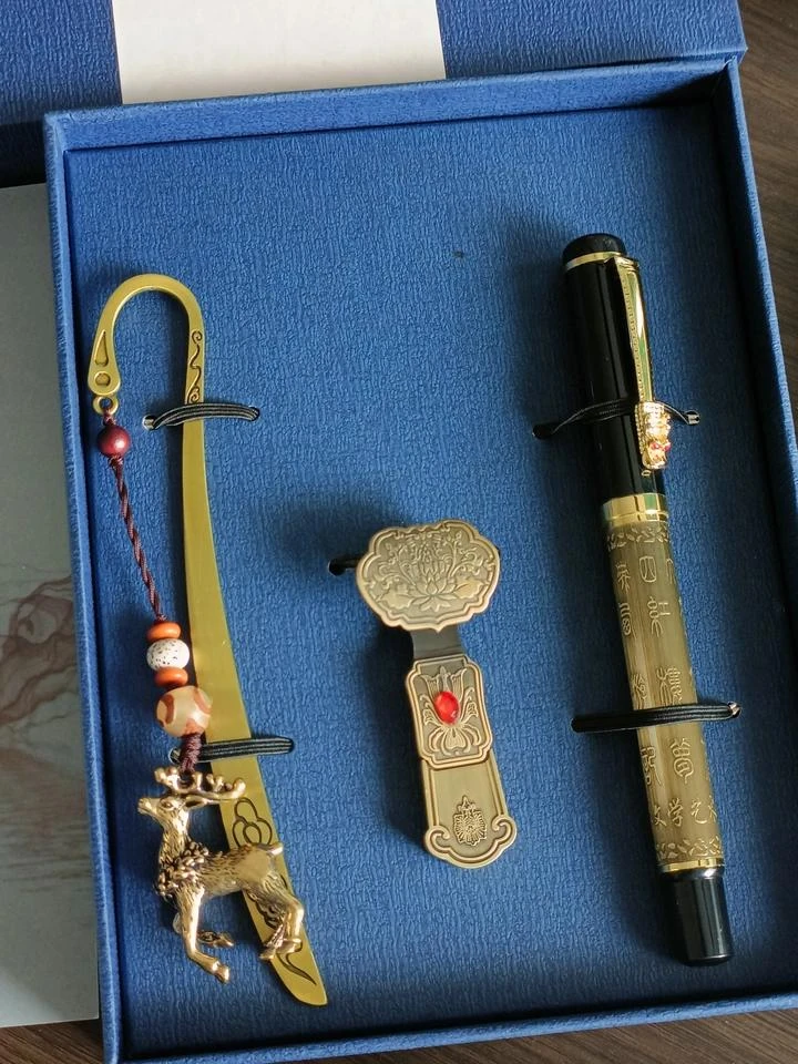 Custom Logo & Personalized Pens Services