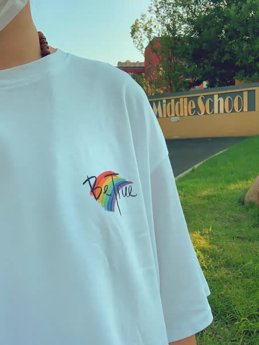 Using Custom T-Shirts to Celebrate Cultural Heritage and Identity