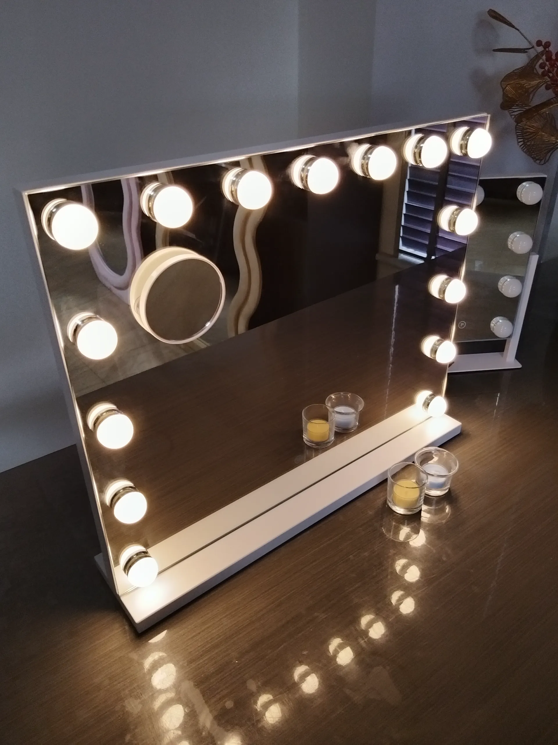 Design Rectangle White Frame Bathroom Makeup LED Mirror With Light