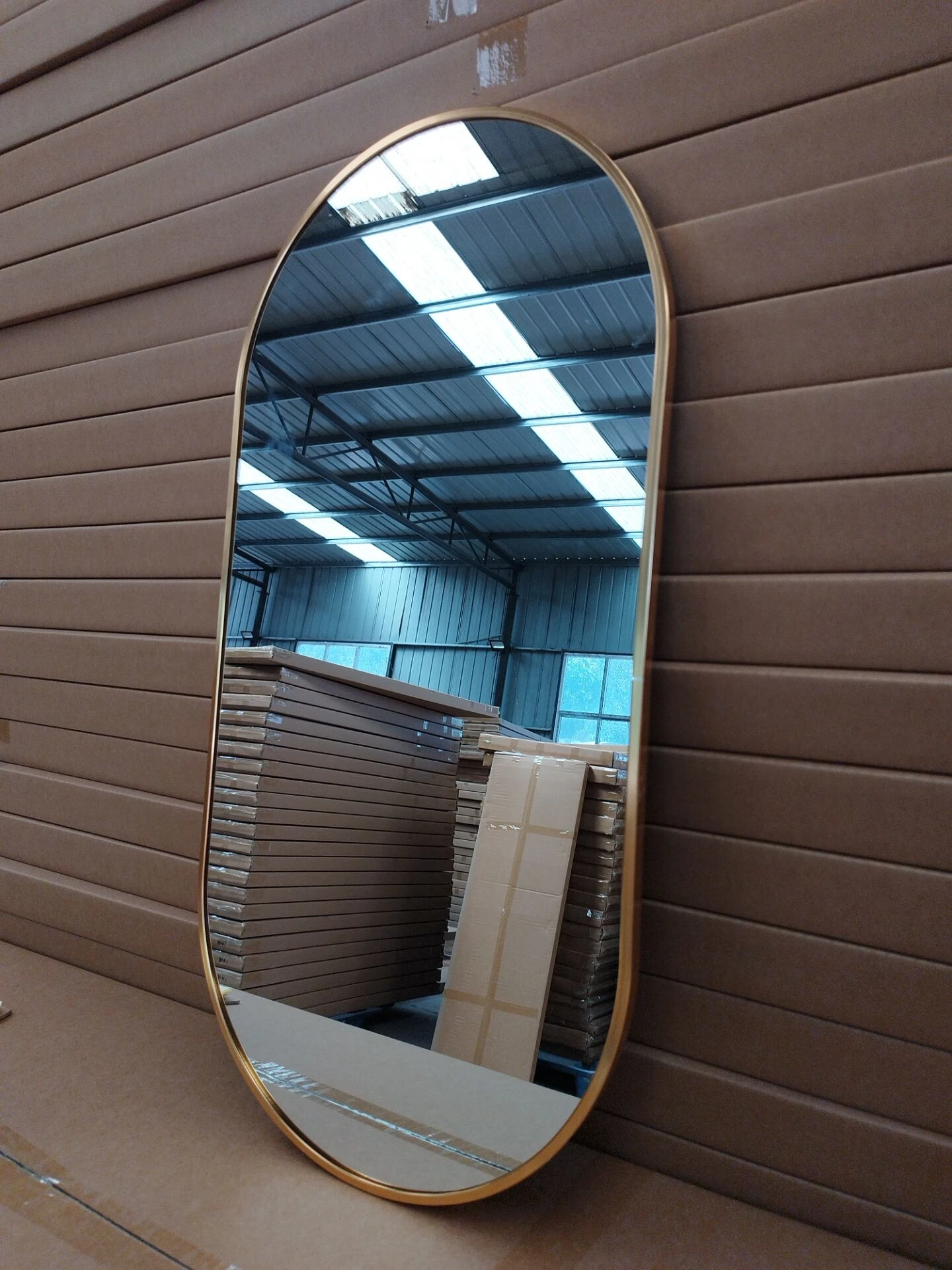 Runway-Shaped Aluminum Frame Wall-Mounted Dressing Mirror