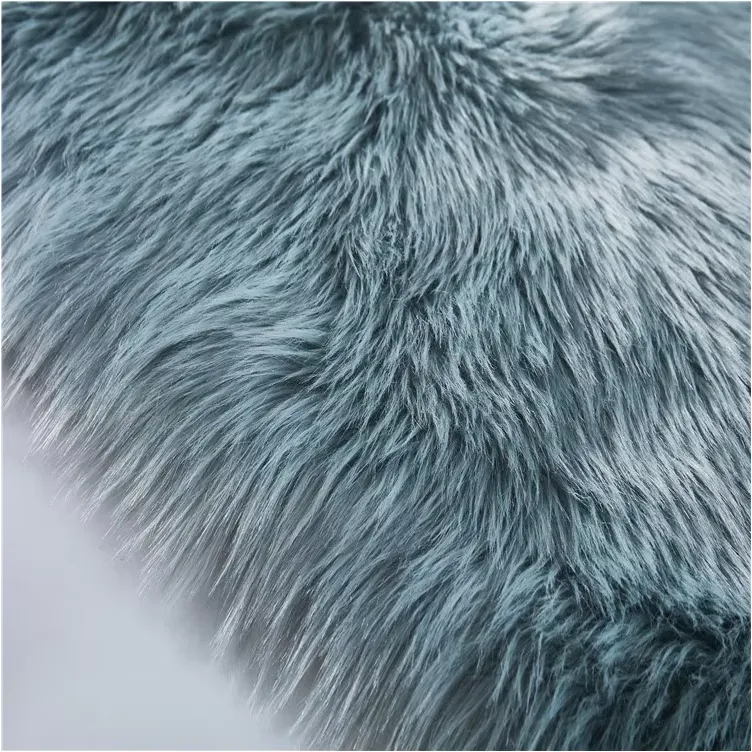 thick bedroom carpet