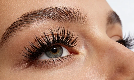 Discover the Beauty of Glue Free Lashes for a Healthier Lash Routine