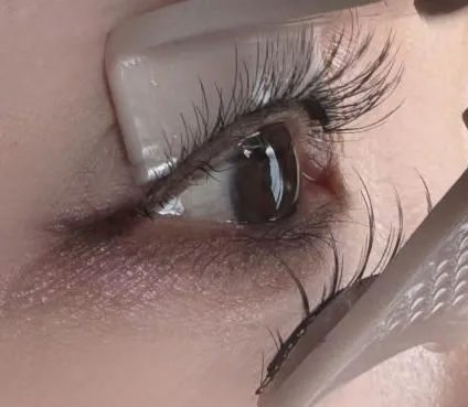 How To Use Magnetic Eyelashes.