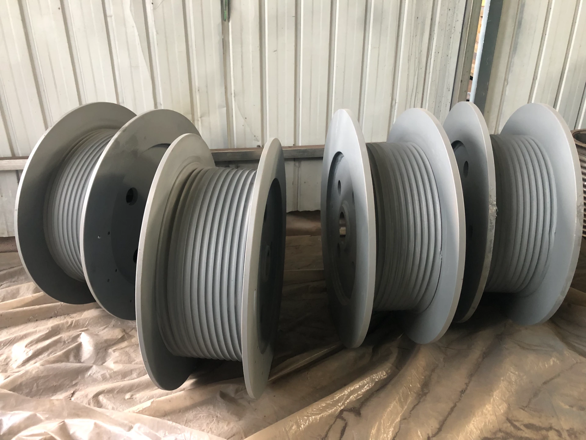 Lefthand Or Righthand Grooved Cable Drum Smooth Winding