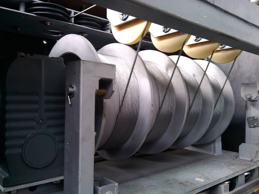 Double Drum Mooring Winch | High Capacity, Marine-Grade