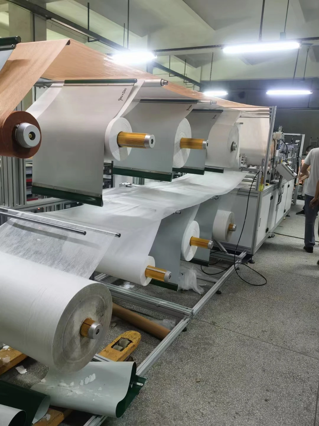 Activated Carbon and Polypropylene Air Filter Media in Domestic Wellness