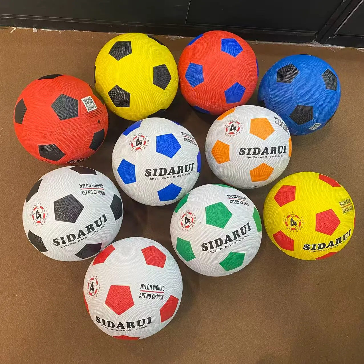 size 4 soccer balls in bulk