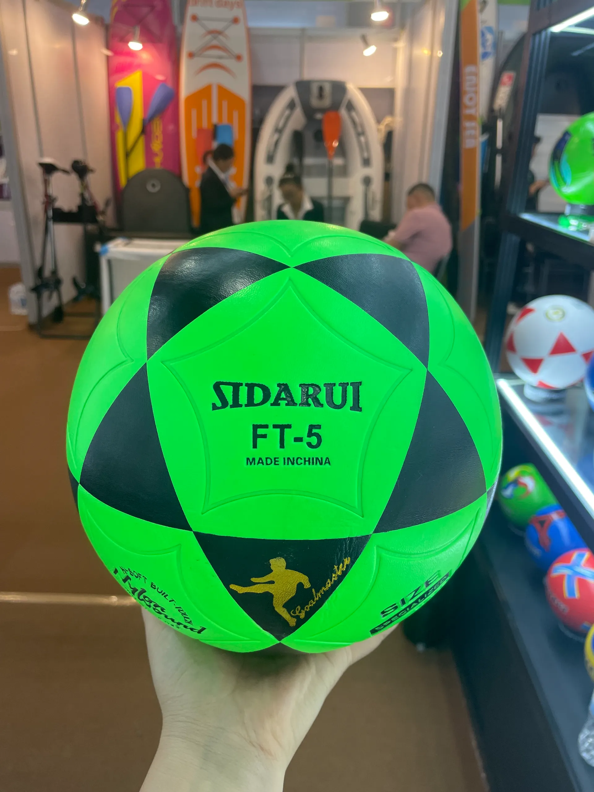 Wholesale rubber Material Custom Size 2 3 4 5 Soccer Balls/Football Balls For Kids/Adults