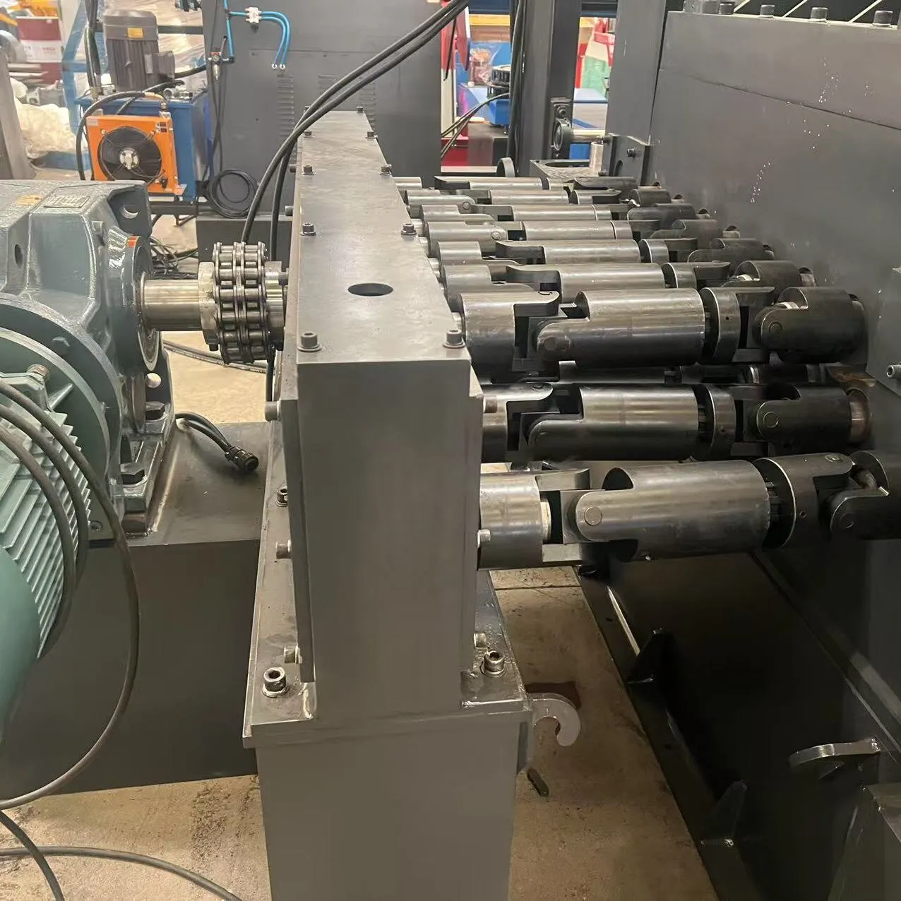 High-Precision Roll Forming Machine | Fast, Custom, Durable