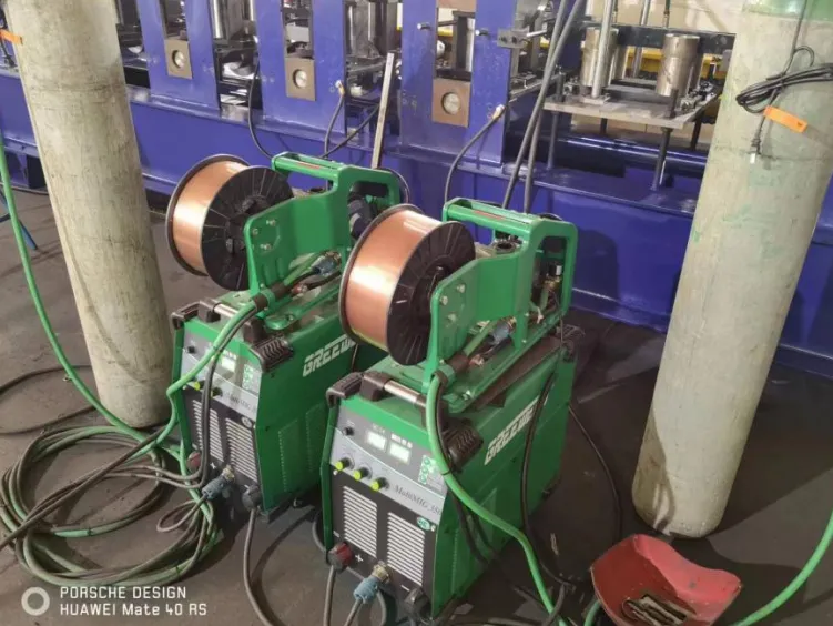 Read More About steel roll former