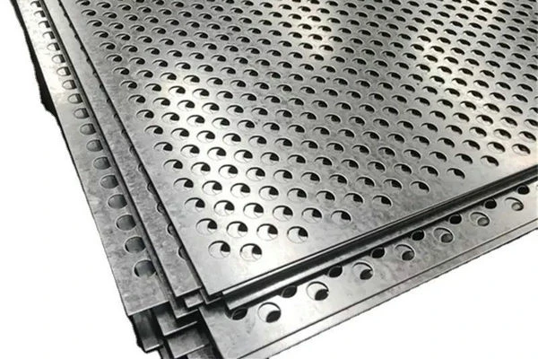 Perforated Plate Screens: Revolutionizing Moisture Removal in Ore Processing