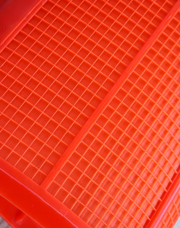 Mining Screen Series Our mining screens are mainly used in sorting, classifying, dewatering, scalping, and desliming applications in the field of coal, iron ore, gold, zinc, sand, and gravel mining processes.