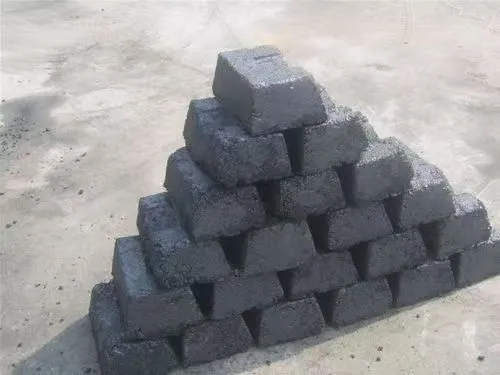 China Carbon Electrode Paste for Smelting Cylinder Trapezoid Oval Shape Briquette Carbon Electrode Paste