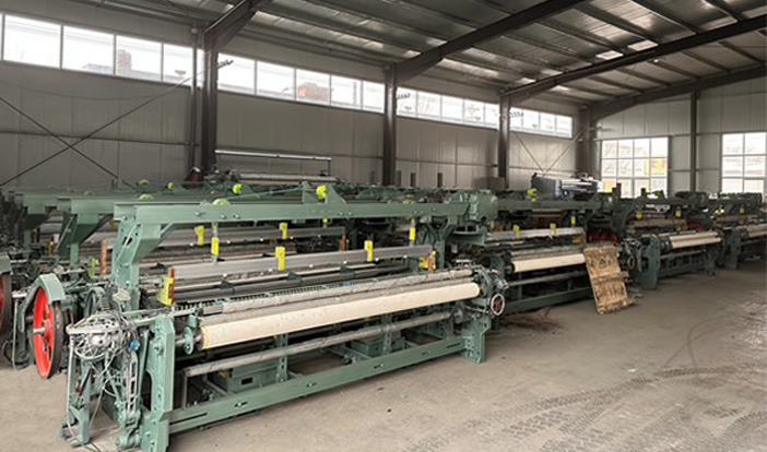 wire mesh weaving machine