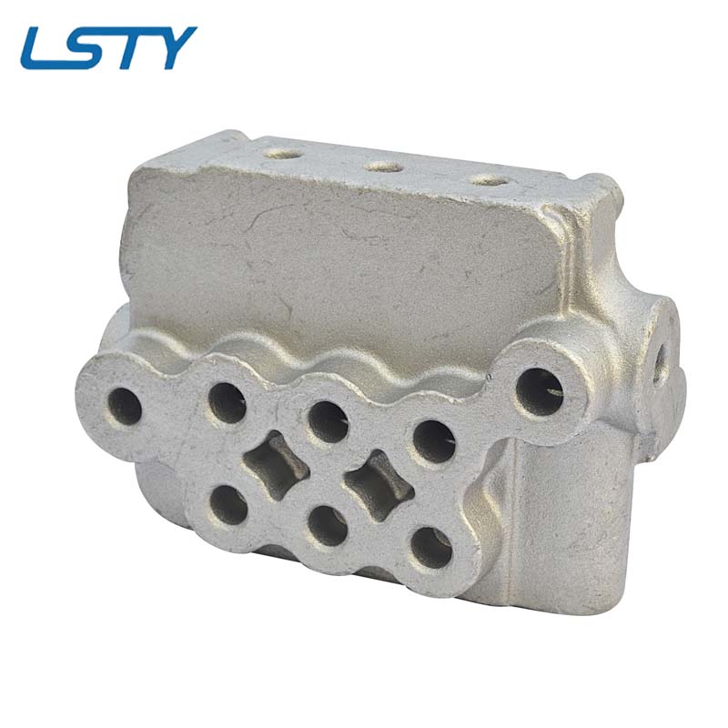 P80 1-7Spools Hydraulic multi-way valve castings
