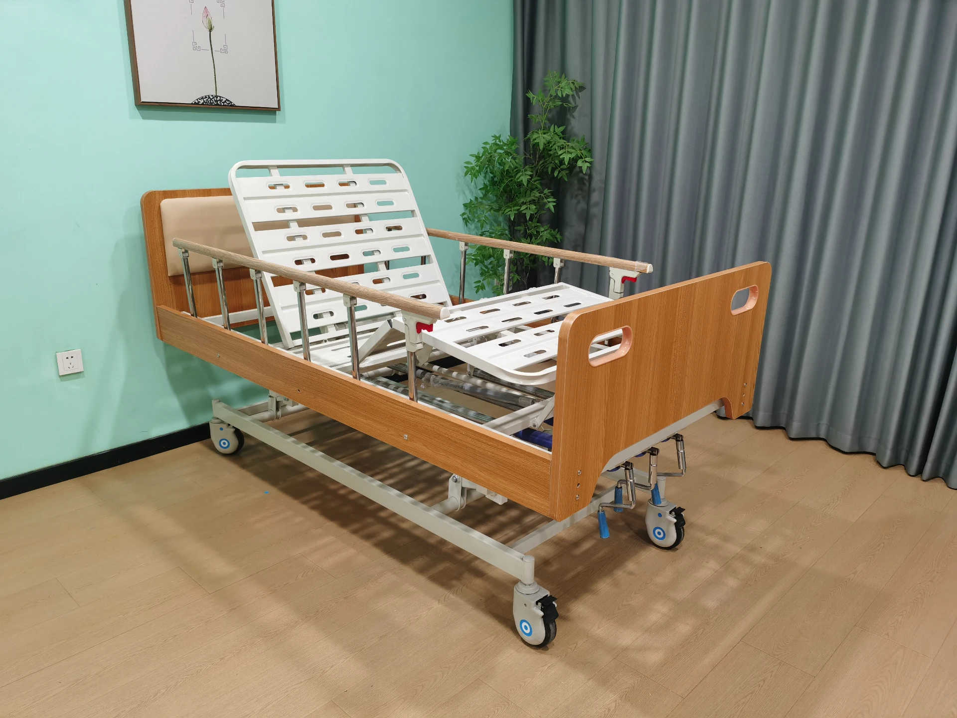 Cost-Effective Manual Three-Function Hospital Bed: Simplifying Care with Efficiency and Comfort