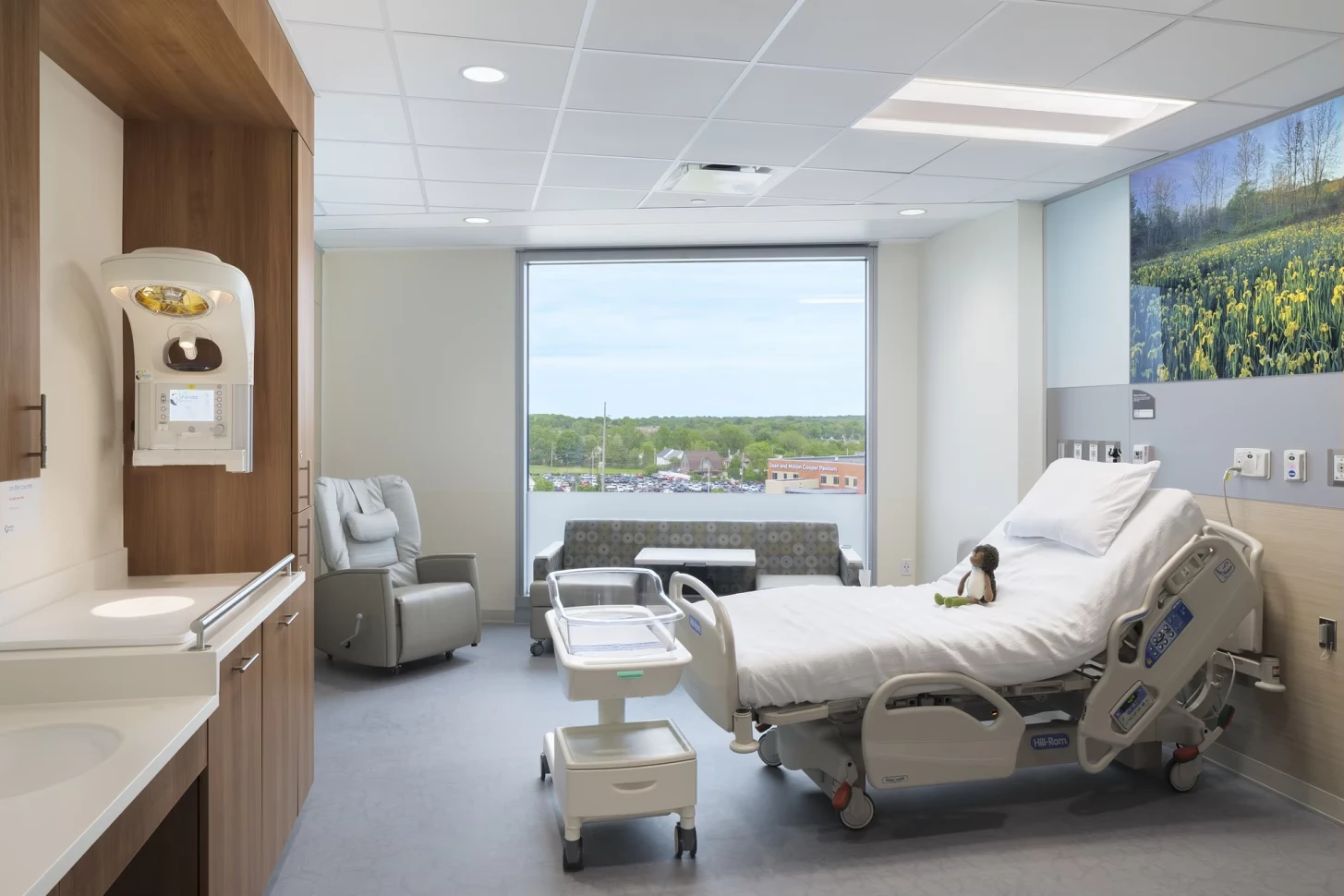Choosing the Right 2-Function Hospital Bed