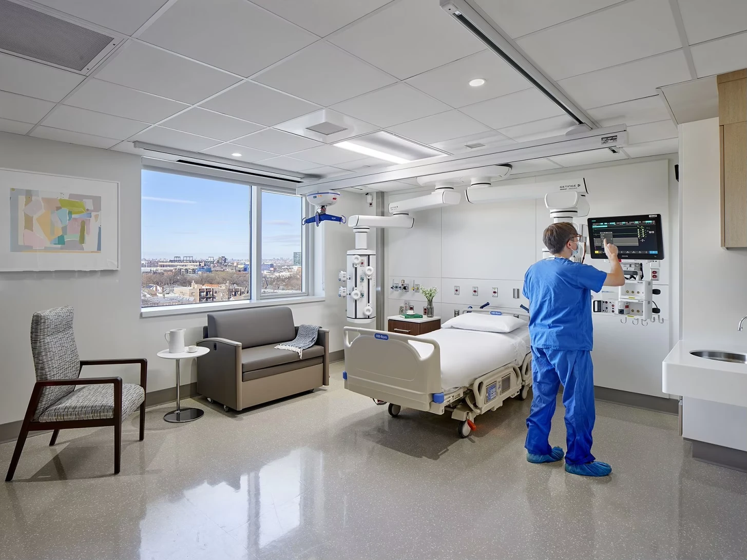 ICU Bed Buying Guide: Practical Notes from the Floor