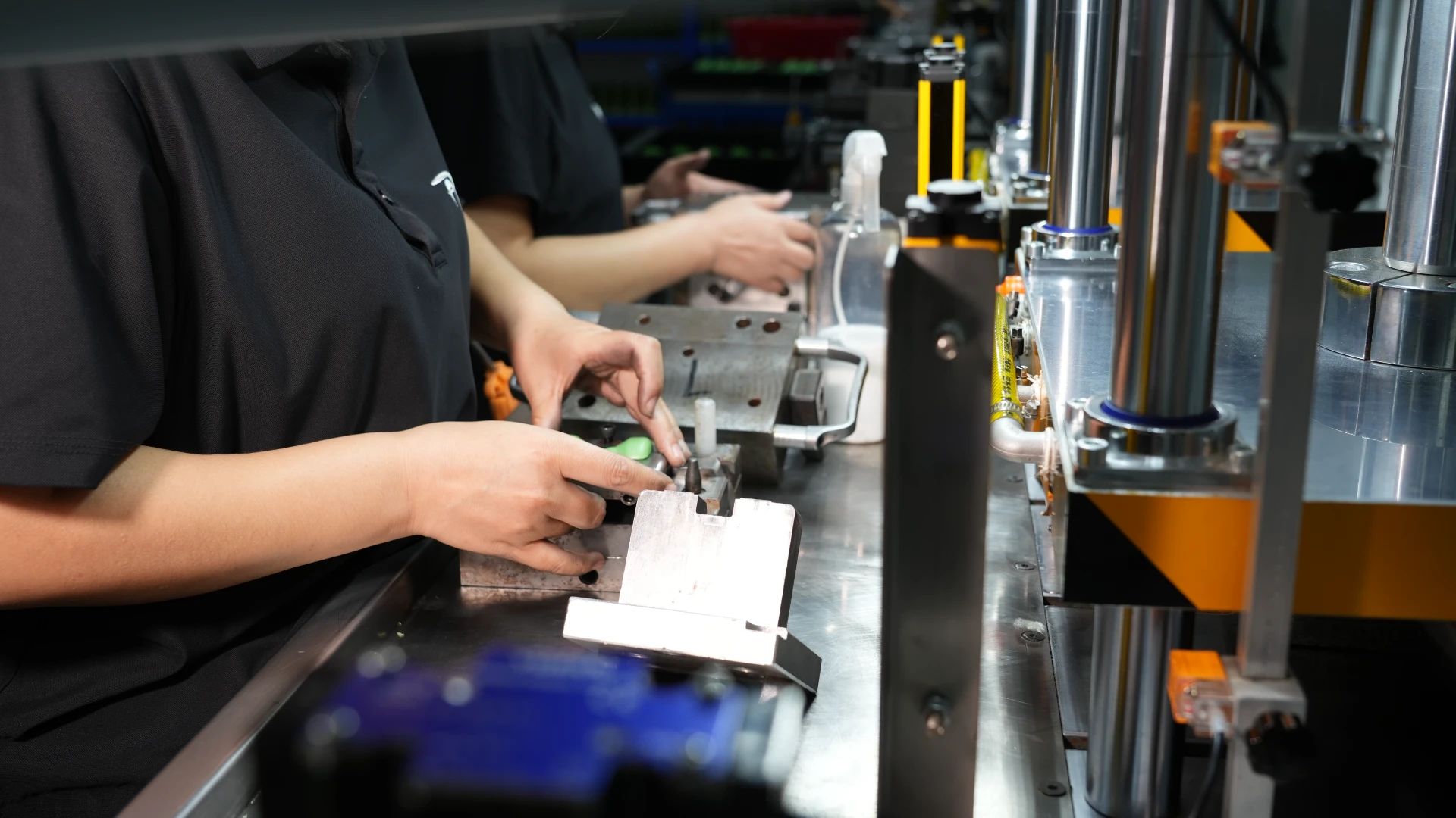 shoulder replacement products