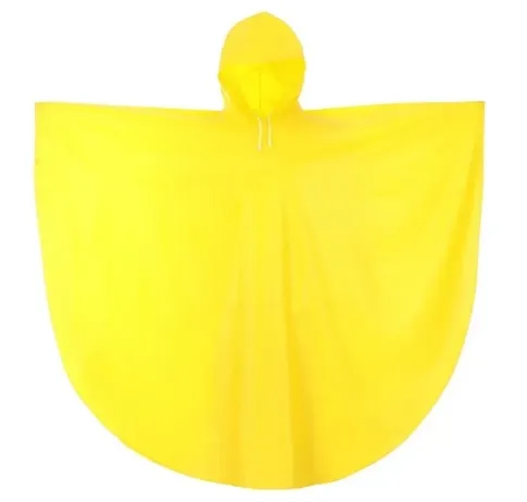 Travel Poncho: The Ultimate Rainwear Solution for Modern Travelers