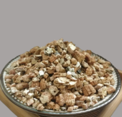 Natural Vermiculite for Improved Nutrient Retention