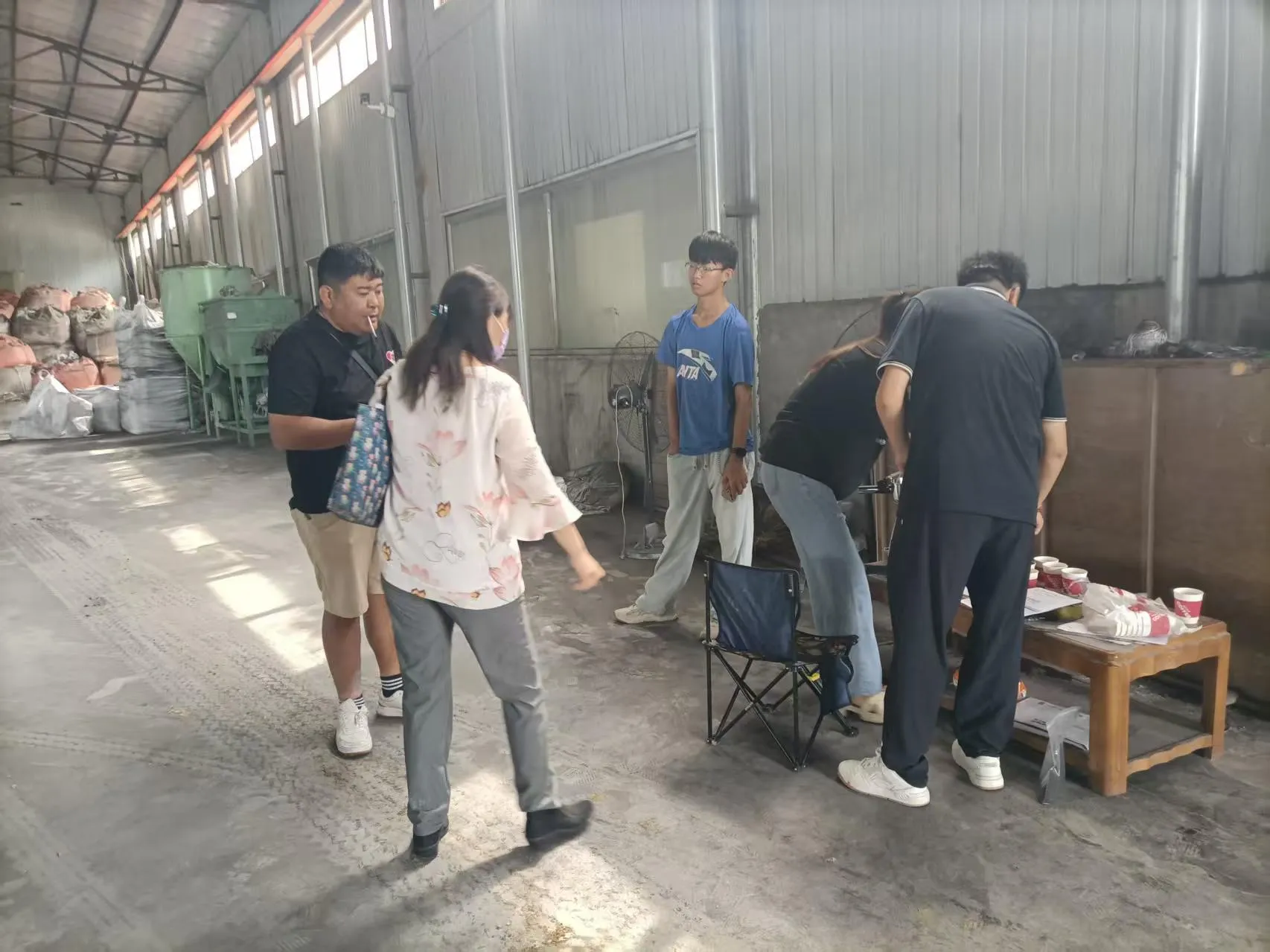 Warmly Welcome Our Japanese Customer To Visit Our Company For Inspection And Exchange