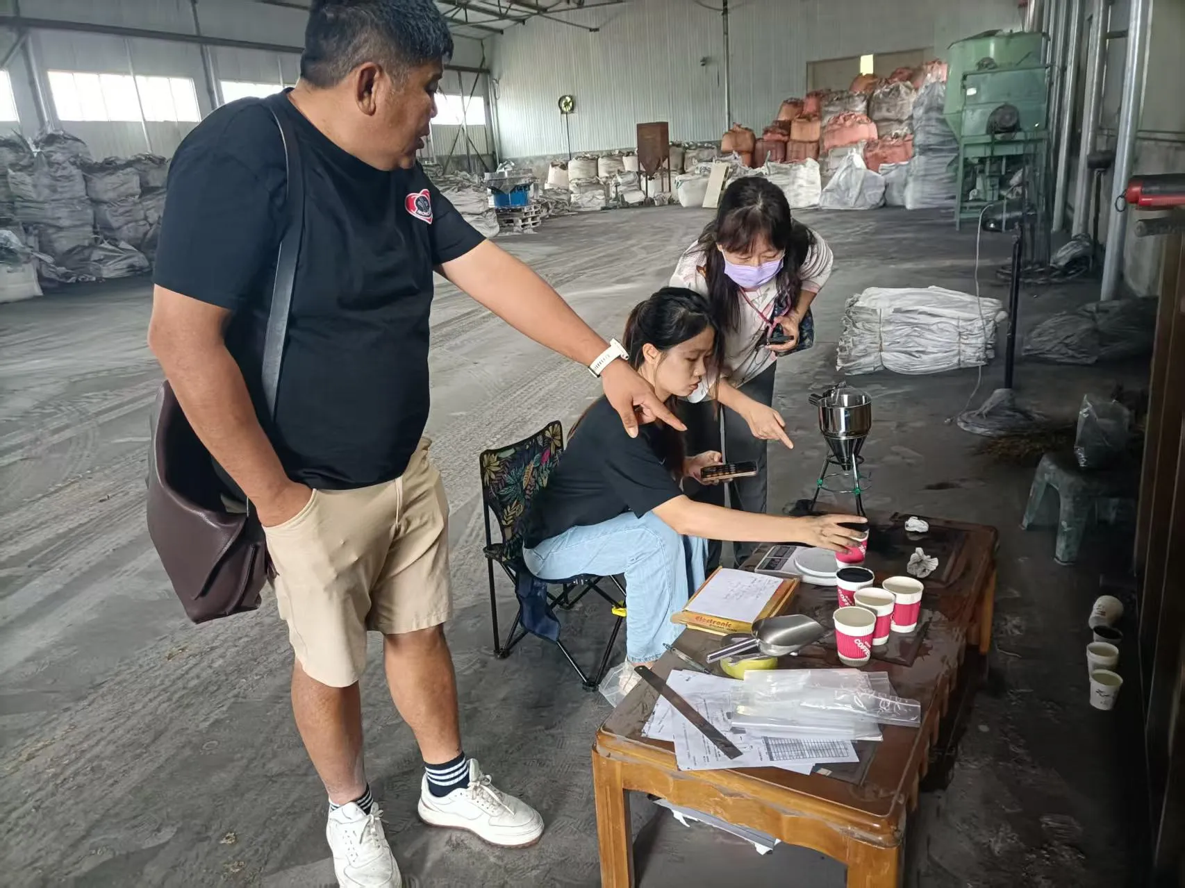 Warmly Welcome Our Japanese Customer To Visit Our Company For Inspection And Exchange