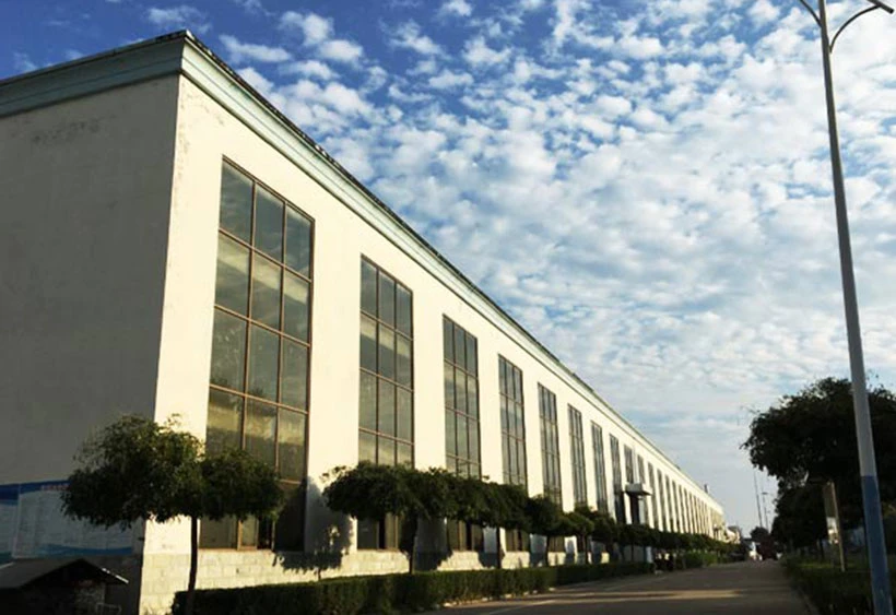 white tractor parts dealer