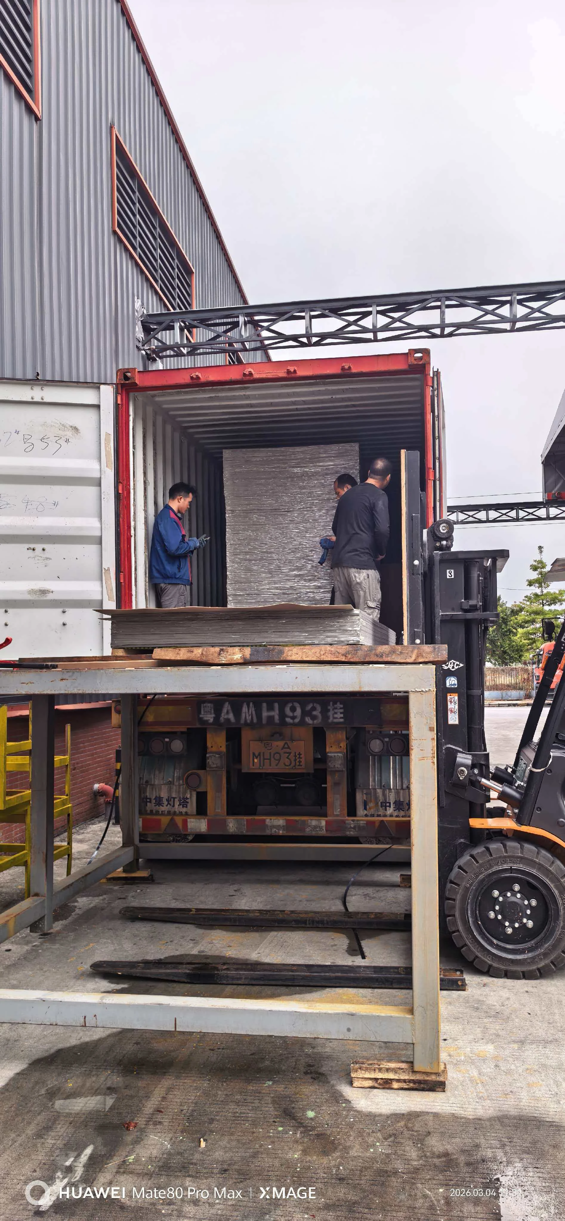 Why African Customers Choose JIASHUNCAI ACP Panels – First Shipment to Togo in March
