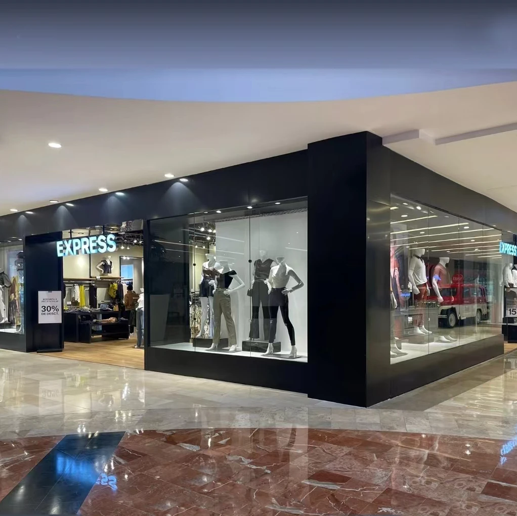 Clothing Store, Ecuador