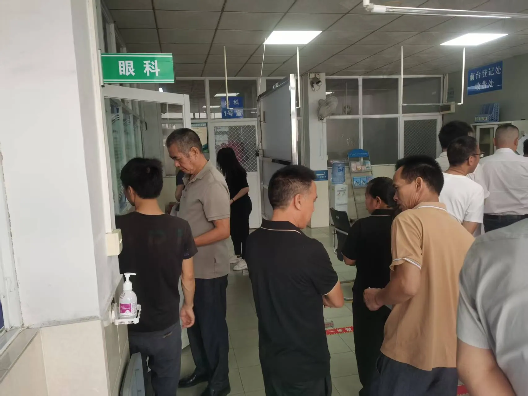 2025 Business with love, health goes hand in hand--Factory employees undergo free health check-ups.