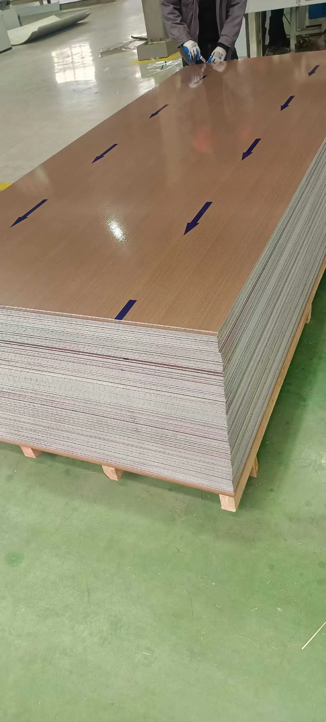 Metal Composite Panels: Full Range of Manufacturing Techniques and Profile Matching &ndash; Direct from the Source Factory