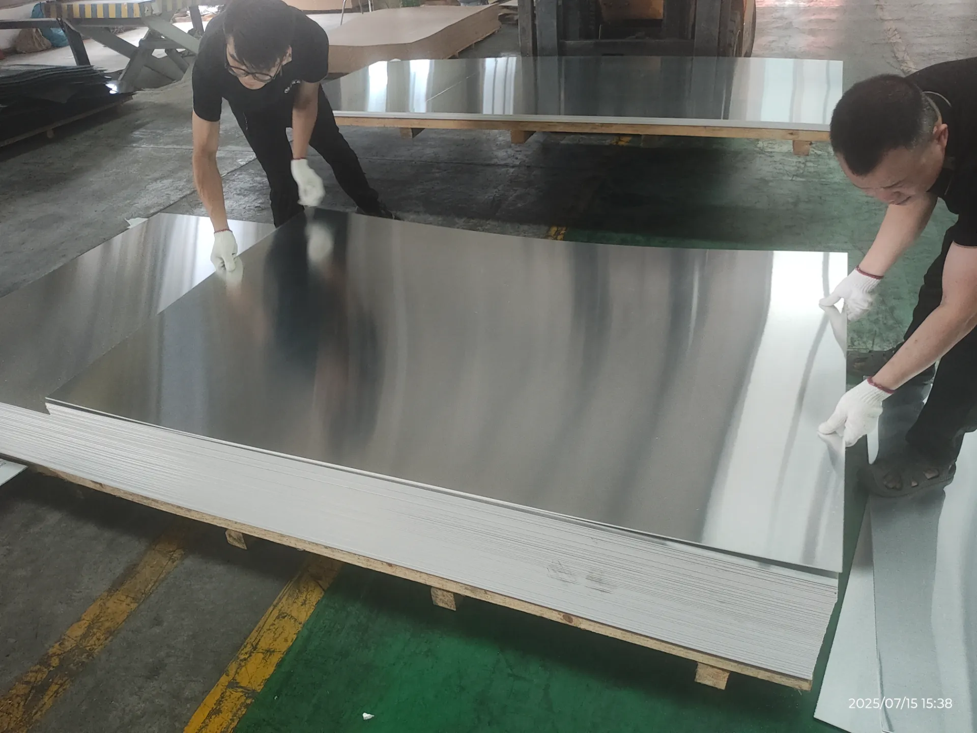 The Science Behind White Core A2 Fireproof Anodized Aluminum Composite Panels