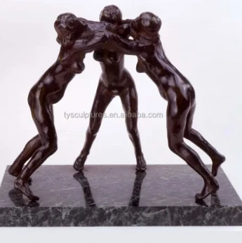 Bronze Figure Showcases Artistic Mastery