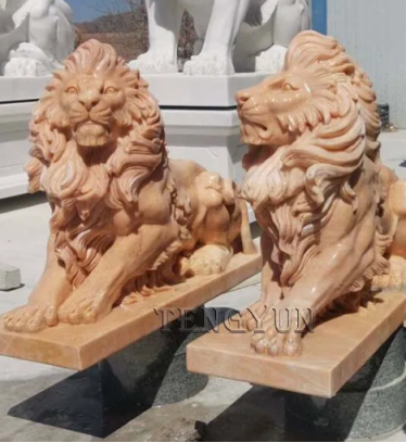 The Engineering of a Towering Famous Lion Statue