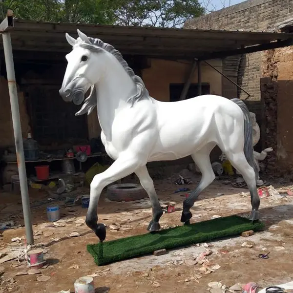Fiberglass Animal Statues: Versatile Life-Size Art for Indoor and Outdoor Spaces