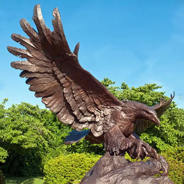 Factory wholesale pure bronze eagle decoration